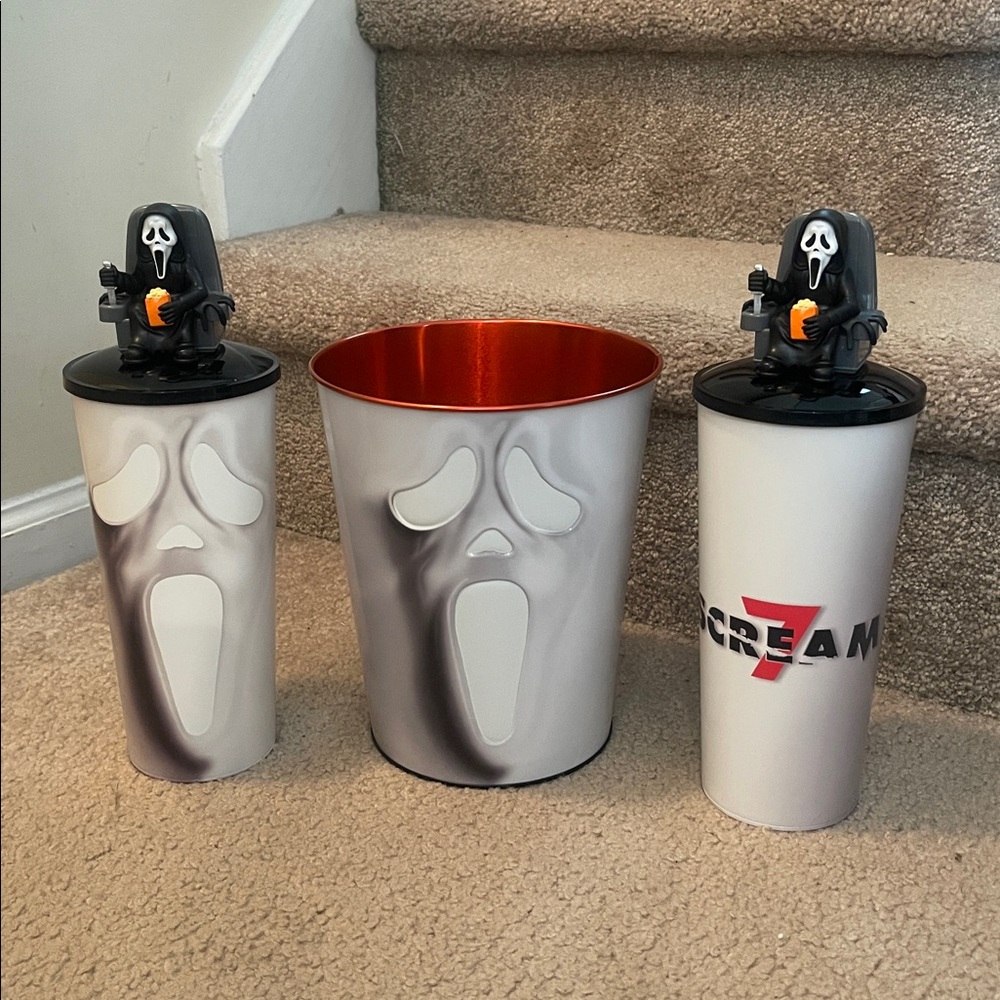 Scream 7 Collectible Double Combo Set